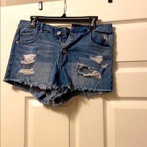 Loose fit shorts